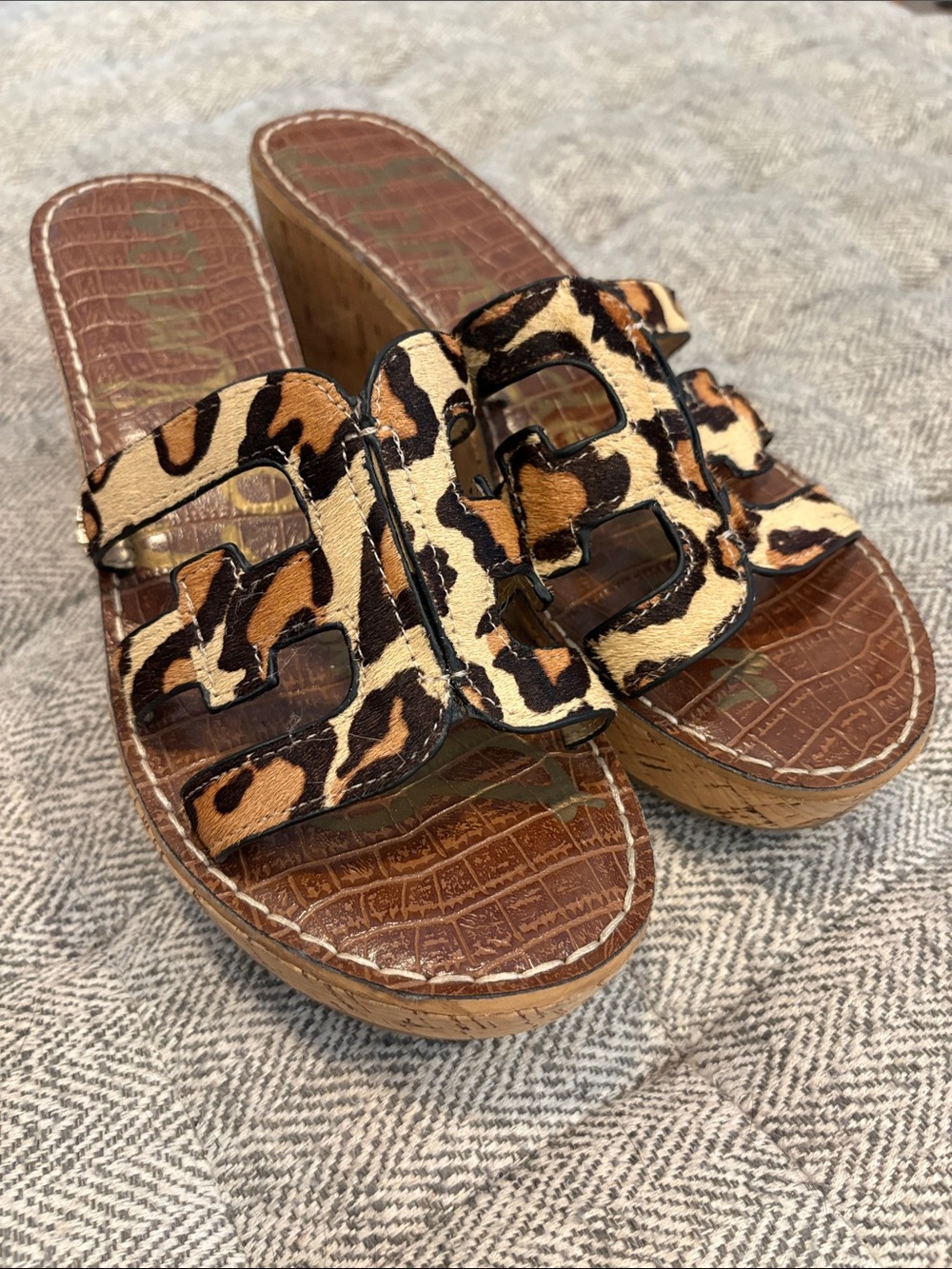 Sam Edelman animal print wedges size 10M